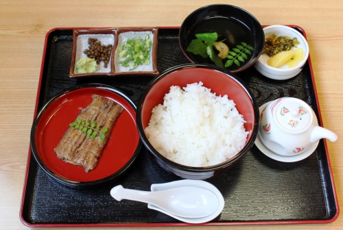 橋本屋・うなぎ茶漬け.jpg